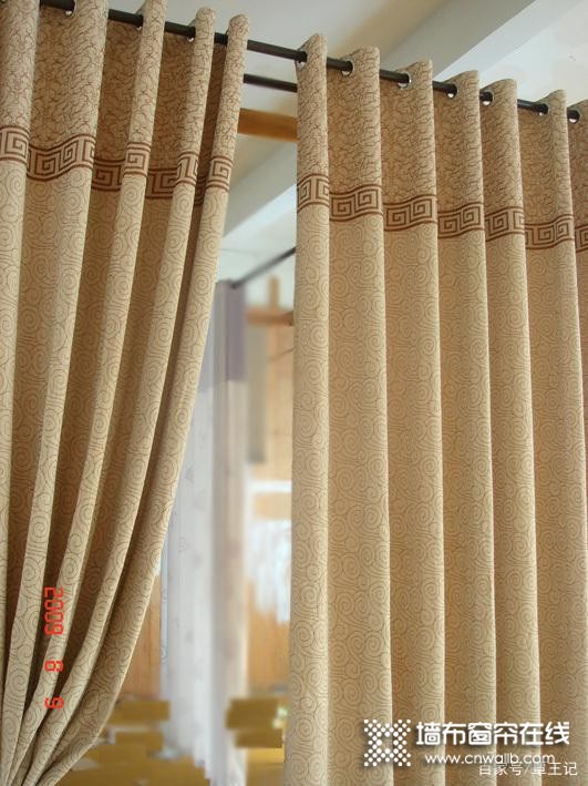 选窗帘需注意以下几点，关于甲醛、褶皱比例、材质、款式等