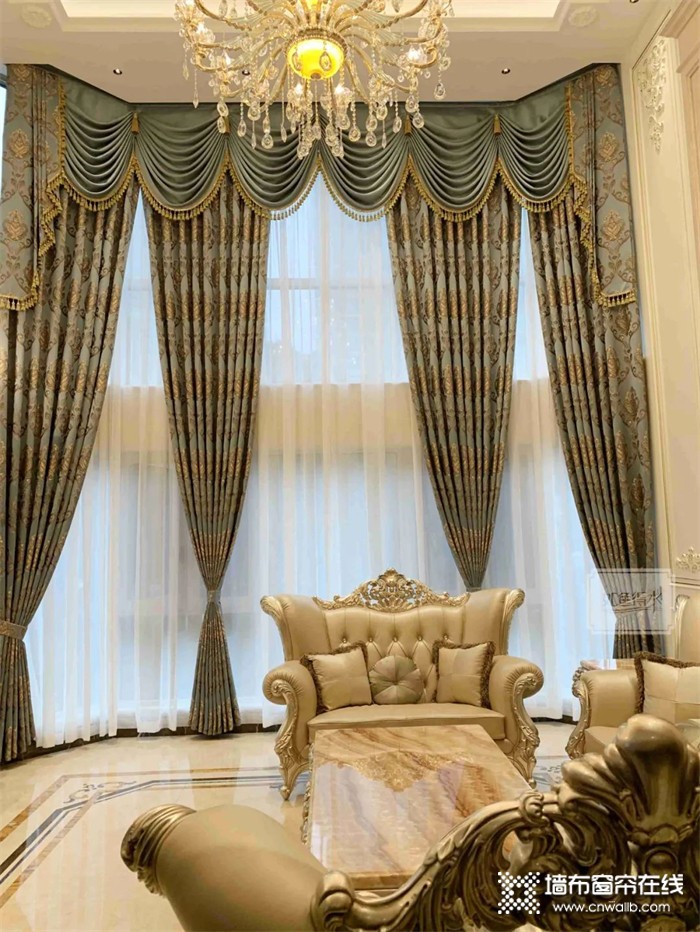 别墅有高窗，如鱼得水这样装的窗帘才是豪宅标配！