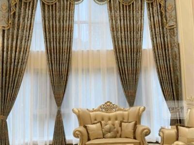 如鱼得水溢彩窗帘——别墅有高窗，这样装窗帘才是豪宅标配！